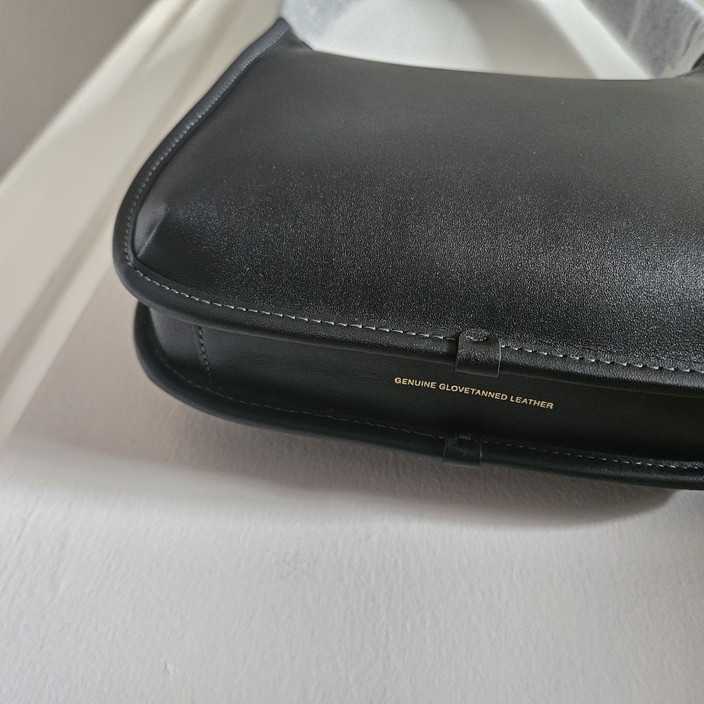 Coach Vintage Reissue Curve Zip Black Classic Black Shoulder Bag - Picture 4 of 5